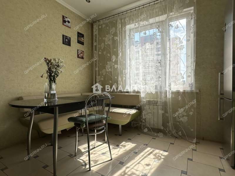 двухкомнатная квартира на улице Родионова дом 29