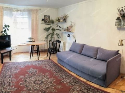 2-komnatnaya-b-r-zarechnyy-d-1 фото