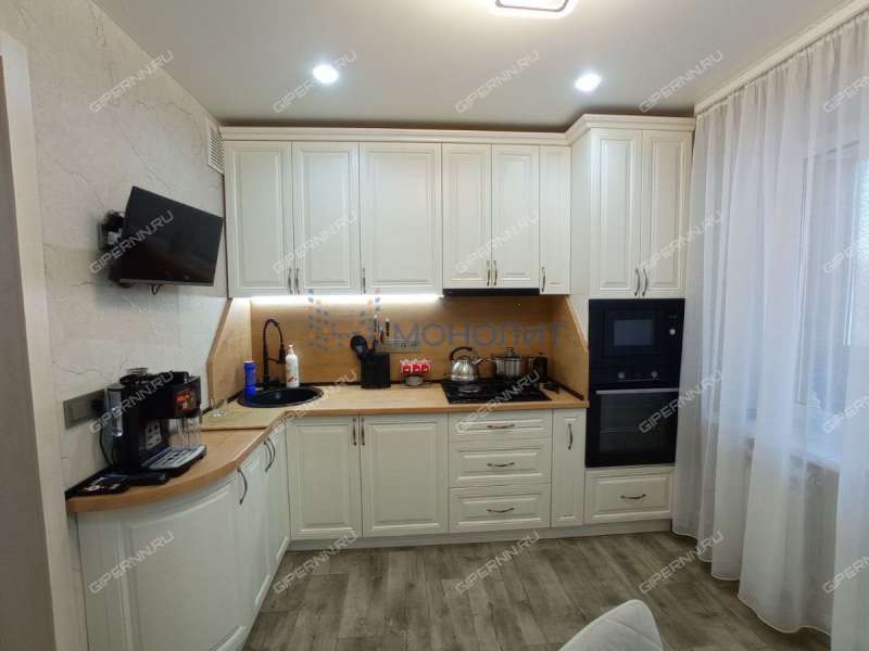 трёхкомнатная квартира на 8-й Северной улице дом 20 город Павлово