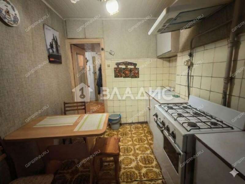 трёхкомнатная квартира на Ковалихинской улице дом 95А