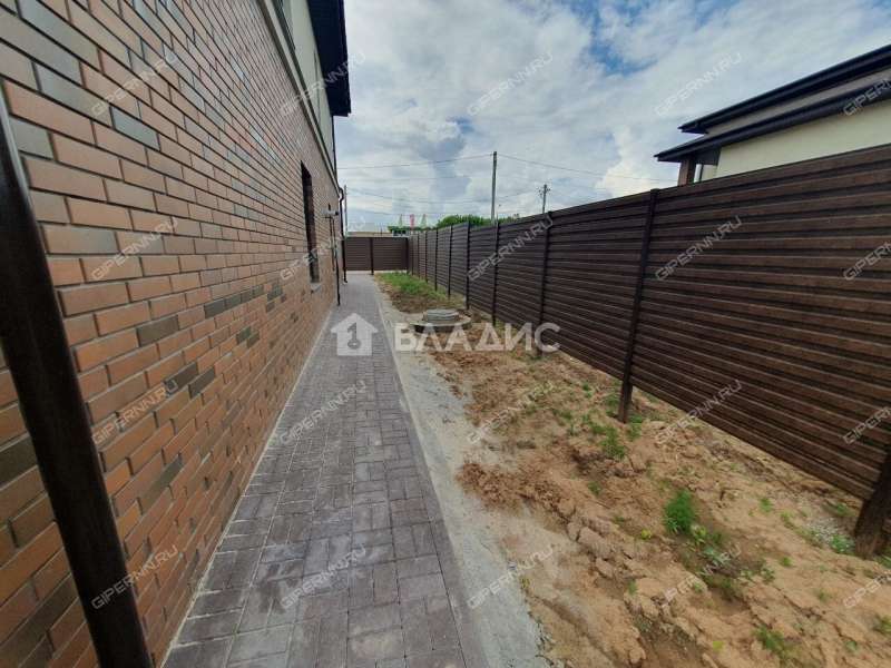 дом на улице Тенистая село Большая Ельня