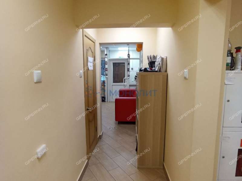 помещение под офис, торговую площадь на улице Богдановича