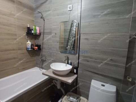 2-komnatnaya-ul-raduzhnaya-d-8 фото