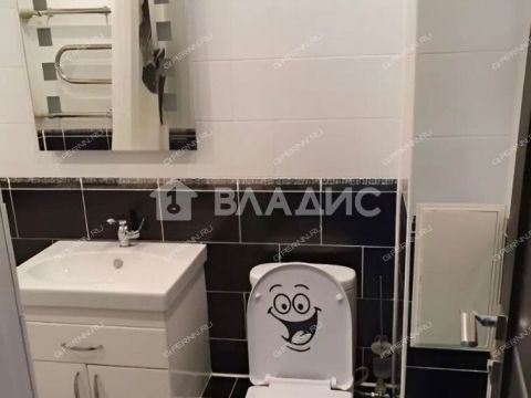 2-komnatnaya-ul-kolomenskaya-d-10 фото