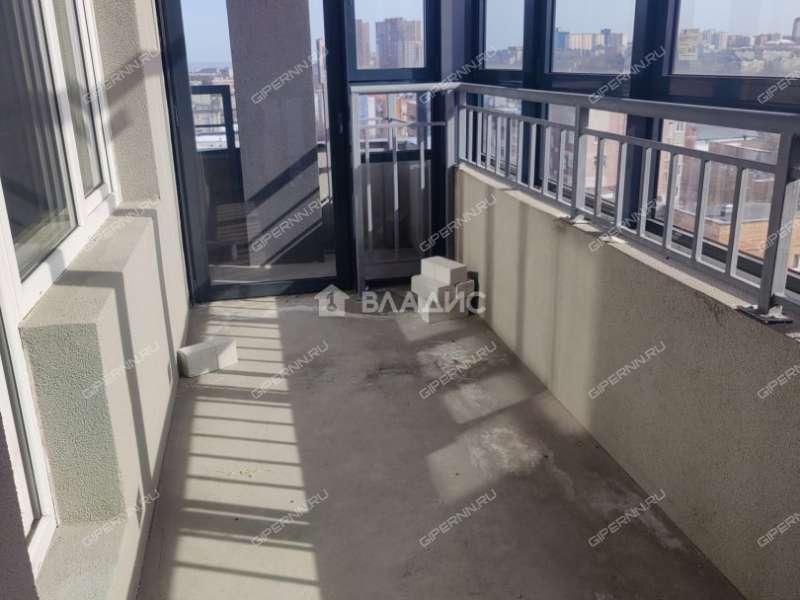 трёхкомнатная квартира на Полтавской улице дом 15