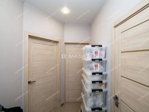 1-komnatnaya-ul-geroya-sovetskogo-soyuza-safronova-d-7-k1 фото