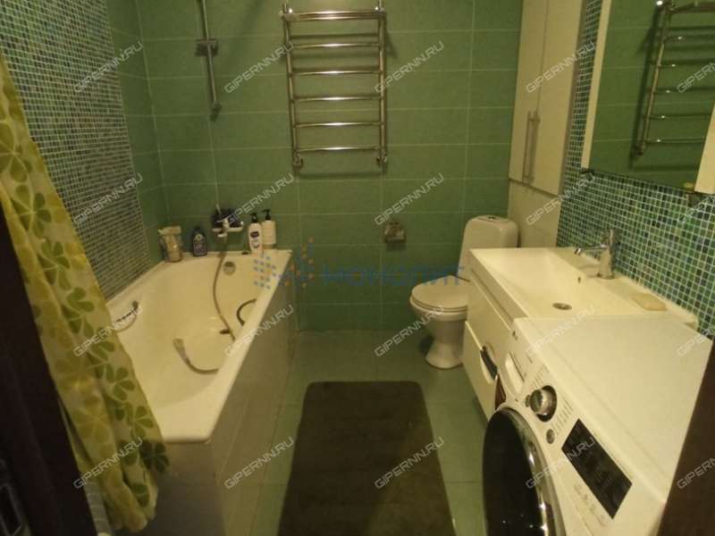 трёхкомнатная квартира на улице Родионова дом 195 к1