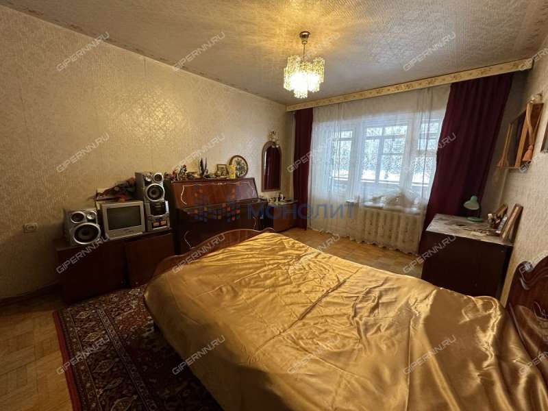 четырёхкомнатная квартира на проспекте Ильича дом 42А