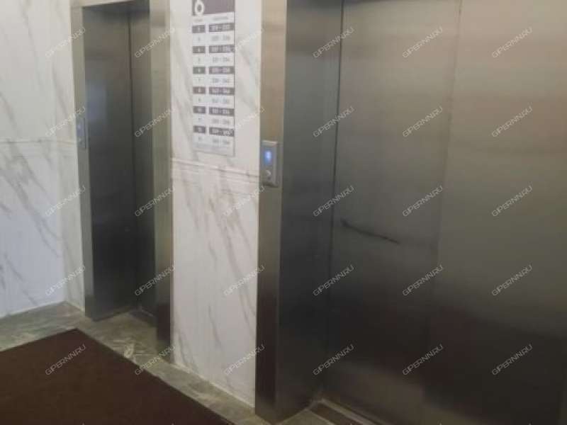 трёхкомнатная квартира на улице Маршала Баграмяна дом 3