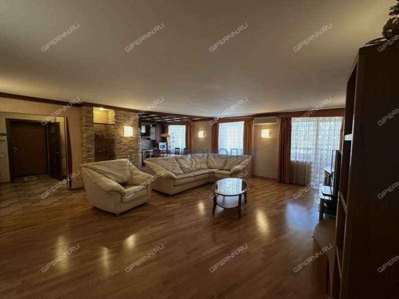 трёхкомнатная квартира на улице Невзоровых дом 47