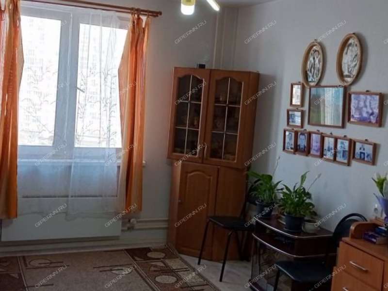 трёхкомнатная квартира на проспекте Кораблестроителей дом 60