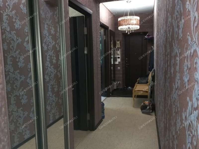 трёхкомнатная квартира на проспекте Октября дом 12