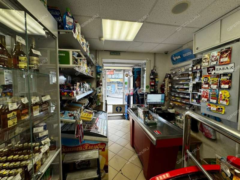 помещение под торговую площадь на проспекте Бусыгина