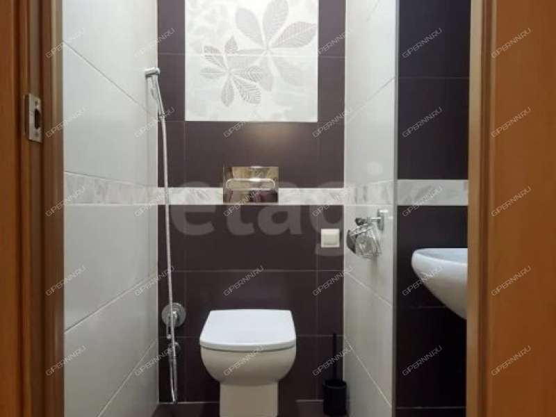 трёхкомнатная квартира на улице Академика Сахарова дом 111 к2