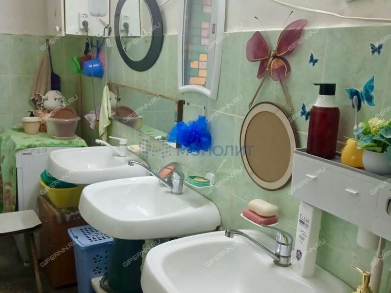 комната в доме 30 на Ясной улице