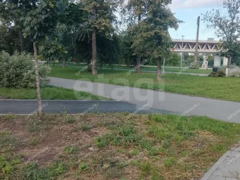 однокомнатная квартира на Интернациональной улице дом 11