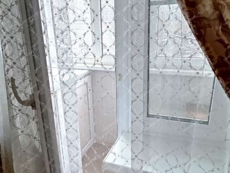 трёхкомнатная квартира на улице Мельникова дом 14