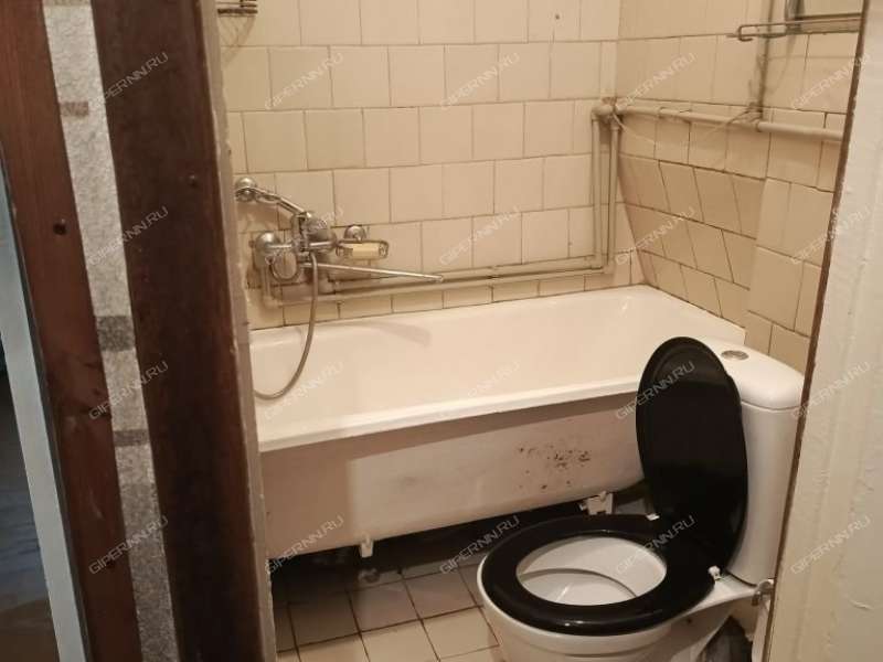 двухкомнатная квартира на улице Народная Стройка дом 14