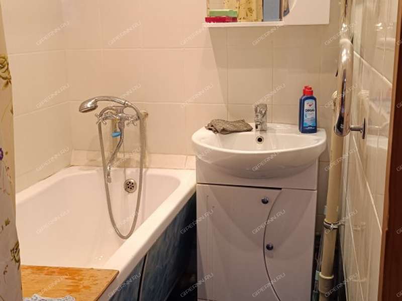 двухкомнатная квартира на улице Героя Советского Союза Прыгунова дом 22