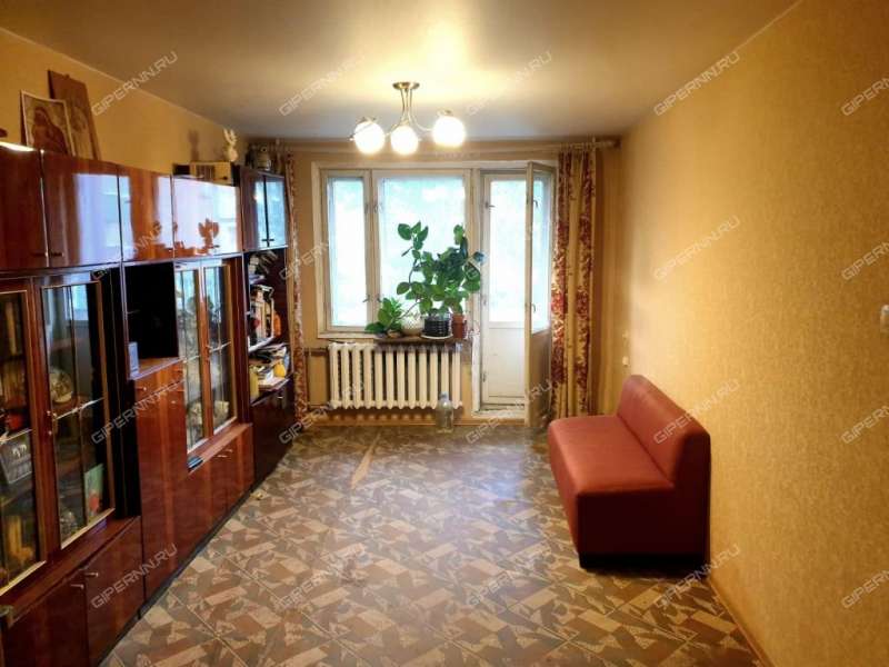 трёхкомнатная квартира на Литературной улице дом 17