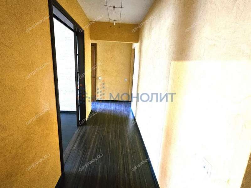 трёхкомнатная квартира на улице Верхнепечёрская дом 7 к2