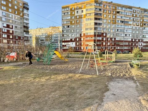 2-komnatnaya-ul-geroya-shnitnikova-d-3 фото