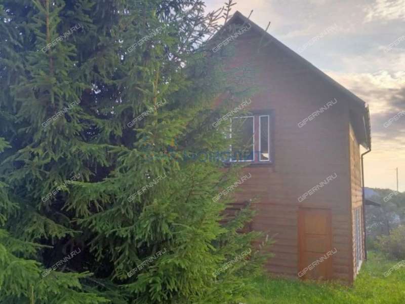 дом на Центральной улице село Спасское