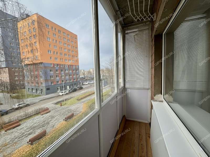 двухкомнатная квартира на улице Нартова дом 19