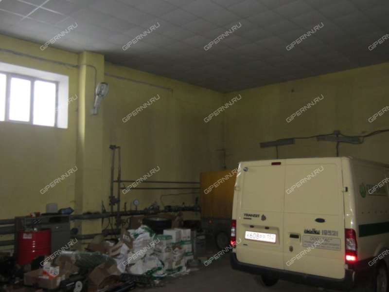помещение под склад на Памирской улице
