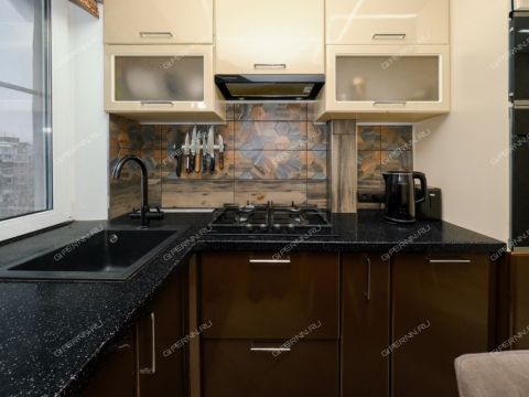 3-komnatnaya-prosp-busygina-d-9 фото