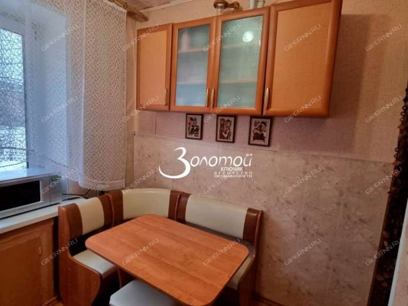 двухкомнатная квартира на улице Сестёр Рукавишниковых дом 16/9