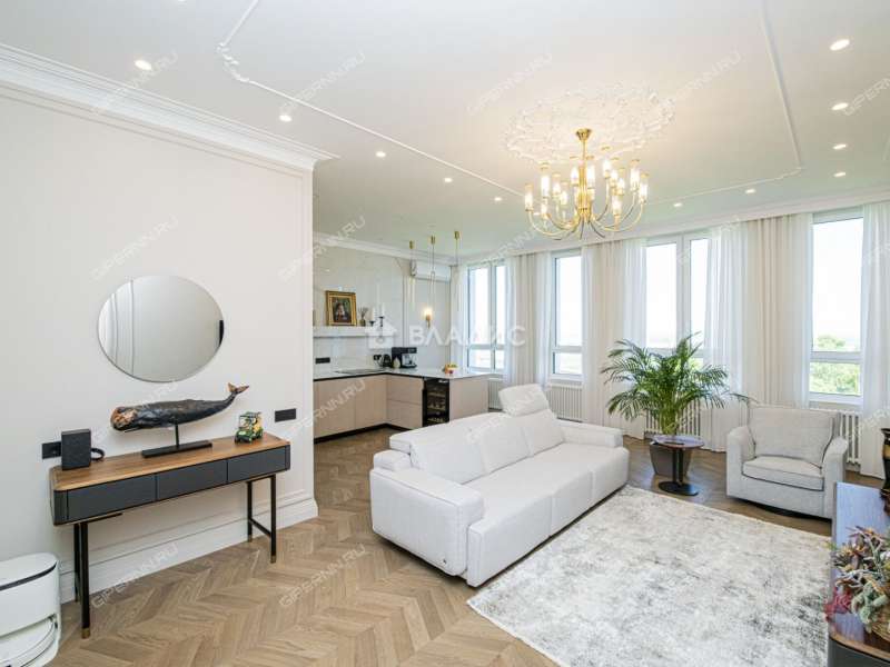 двухкомнатная квартира на Енисейской улице дом 1А