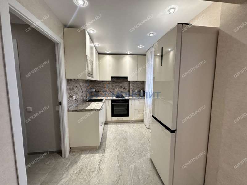 трёхкомнатная квартира на улице Переходникова дом 31