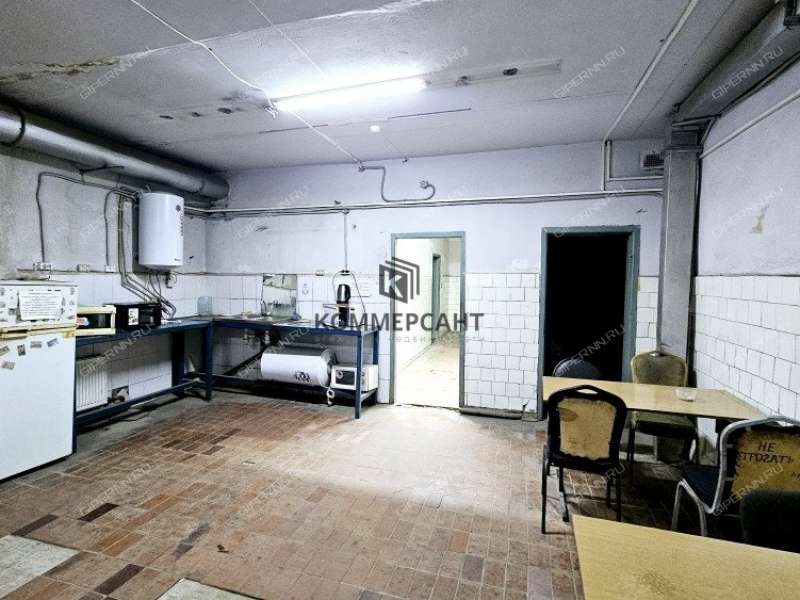 здание под офис, торговую площадь на Республиканской улице город Бор