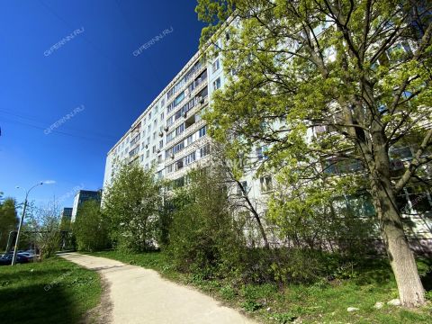 3-komnatnaya-ul-tropinina-d-6 фото