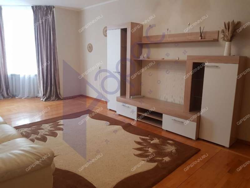 трёхкомнатная квартира на улице Героя Елисеева дом 8