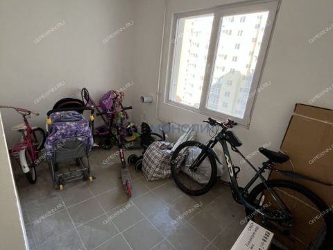 4-komnatnaya-ul-vyaznikovskaya-d-39 фото