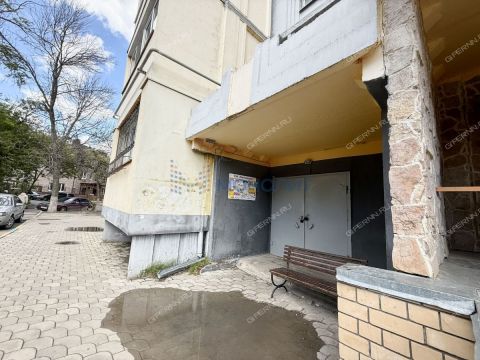 3-komnatnaya-ul-pletnevskaya-d-2 фото