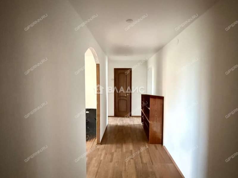 трёхкомнатная квартира на улице Максима Горького дом 152