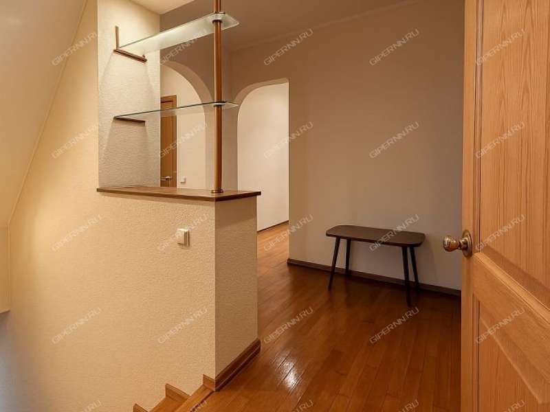 трёхкомнатная квартира в Плотничном переулке дом 17